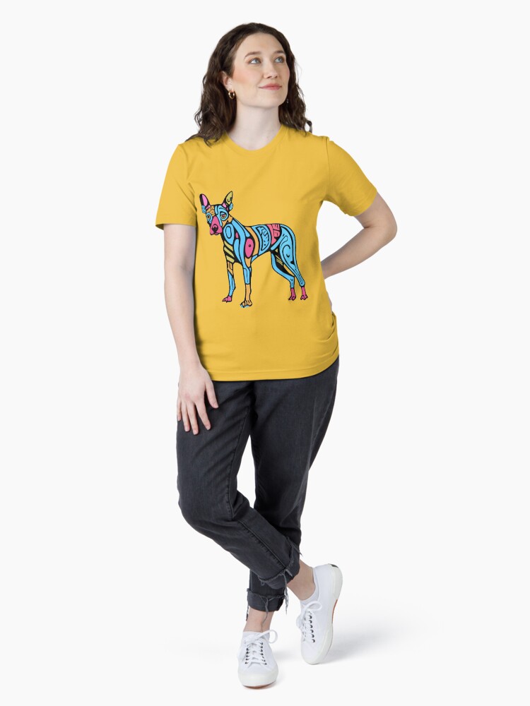 Imagen 4 de 7, Camiseta esencial con la obra Perro Xolo, diseñada y vendida por bihtti.
