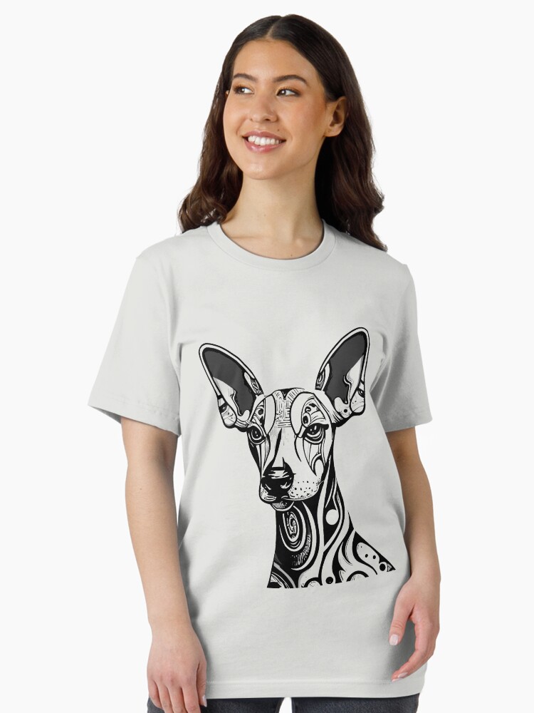 Imagen 2 de 7, Camiseta esencial con la obra Perro Xolo, diseñada y vendida por bihtti.