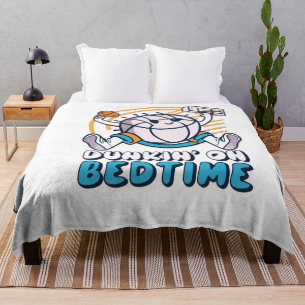 Aperçu de l'œuvre dunkin on bedtime créée et vendue par PintSizedPixel.