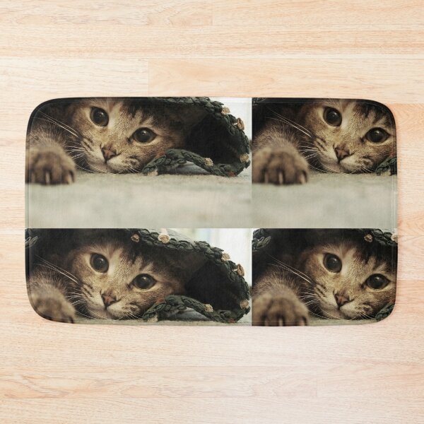 Item preview, cat designed and sold by Chukidesign.
