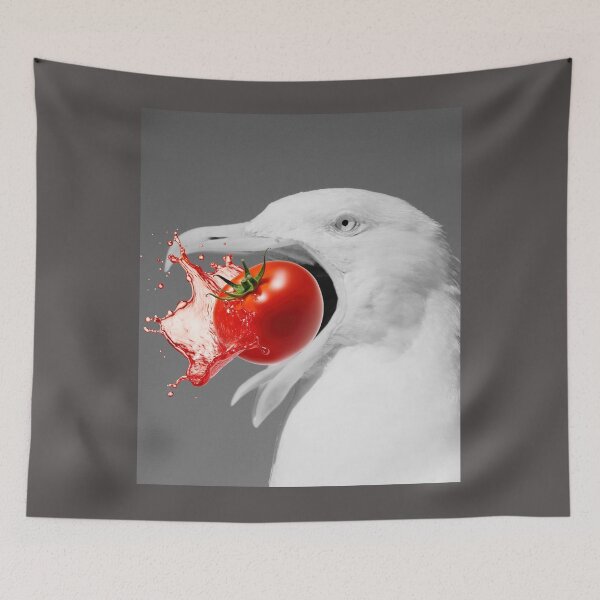 Artikelvorschau, Illustration einer Möwe mit einer Tomate entworfen und verkauft von DSoriaDesign.