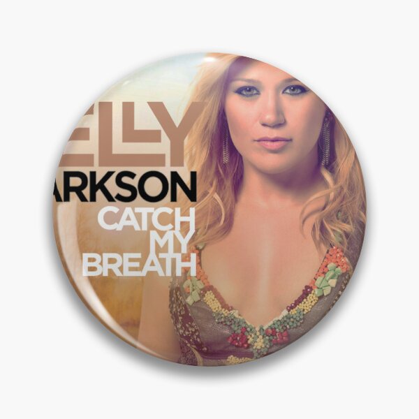 Item preview, tampil cantik agunn2 singer kelly clarkson agunn2 dalam gaun Catch berpotongan dada My rendah, bersama Breath gelembung2 cahaya designed and sold by agunn2.