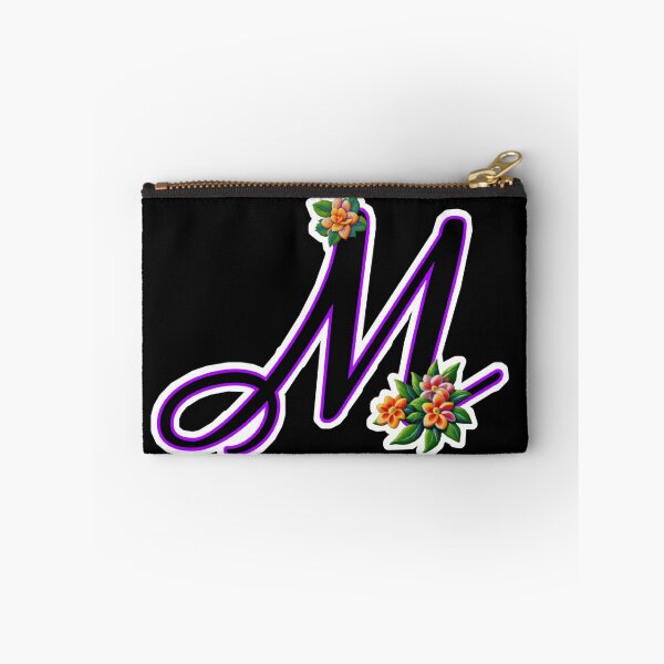 Artikelvorschau, Buchstabe M floral entworfen und verkauft von Roxburylane.