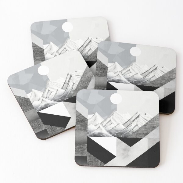 Artikelvorschau, Entdecken Sie "Simplistic & Minimalistic Snowy Winter Alps" mit Bauhaus-Flair entworfen und verkauft von ArtificialGenes.