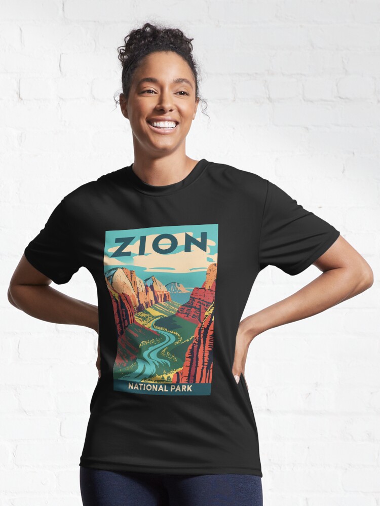 Imagen 6 de 7, Camiseta deportiva con la obra Un antiguo cuadro de viaje del Parque Nacional Zion, Utah, EE. UU., diseñada y vendida por GoodOldVintage.
