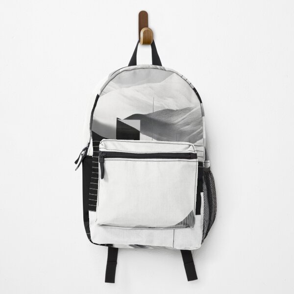 Artikelvorschau, Entdecken Sie "Simplistic & Minimalistic Snowy Winter Alps" mit Bauhaus-Flair entworfen und verkauft von ArtificialGenes.