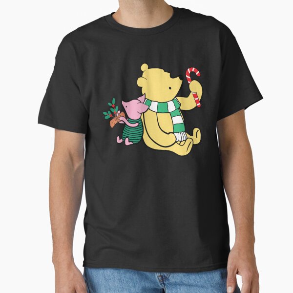 Artikel-Vorschau von Weihnachtsklassiker Winnie the Pooh mit Ferkel, designt und verkauft von Cristina Galerina.