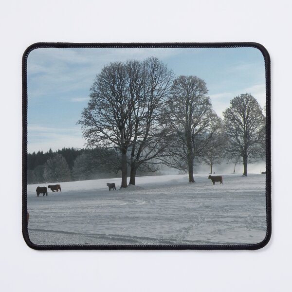 Artikelvorschau, Cow with horns - brown cow - fluffy cow - snow cow entworfen und verkauft von animal-animal.