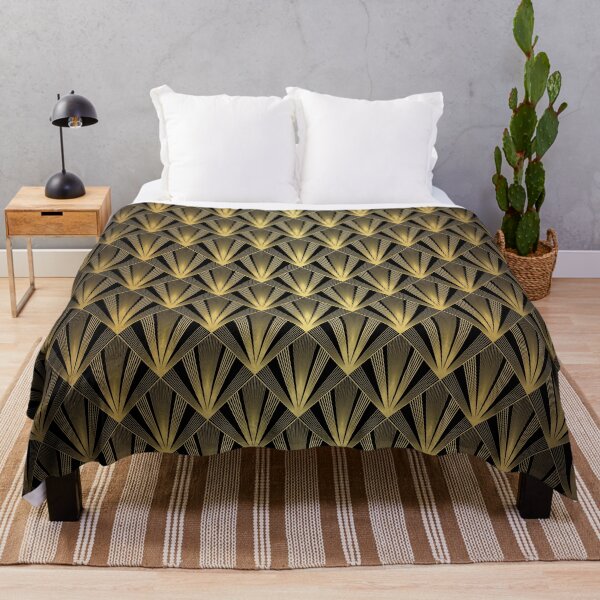 Item preview, Patrón Art Déco. Fondo dorado y negro. Adorno de lujo sin costuras. Motivo de los locos años veinte. Adorno de abanico designed and sold by amovitania.