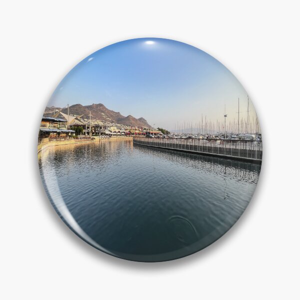Artikelvorschau, Turgutreis Marina Bodrum entworfen und verkauft von Londonimages.