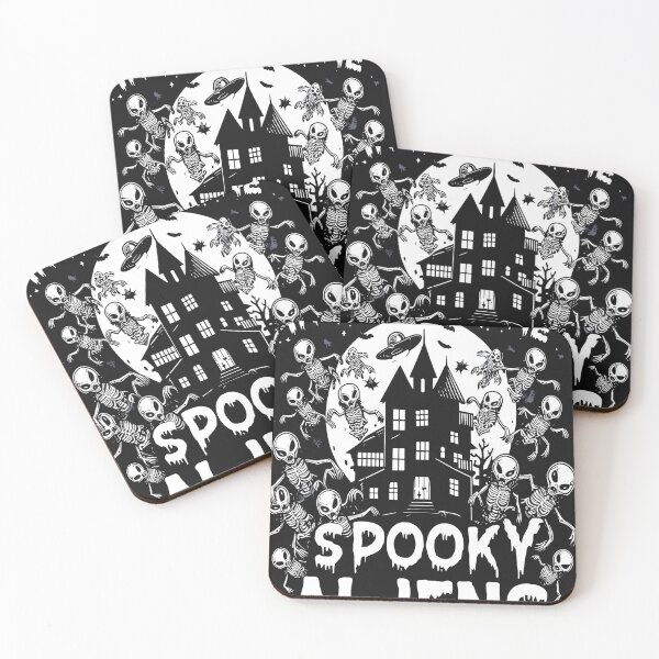 Artikelvorschau, Gruseliges Halloween mit Alien-Invasion entworfen und verkauft von KitonicTees.