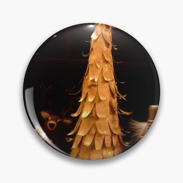 Artikelvorschau, Der goldene Weihnachtsbaum entworfen und verkauft von ANNETTE HAGGER.