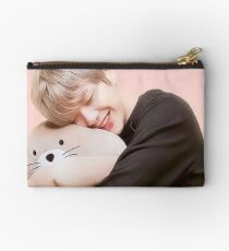 Kang Daniel Studio Pouch