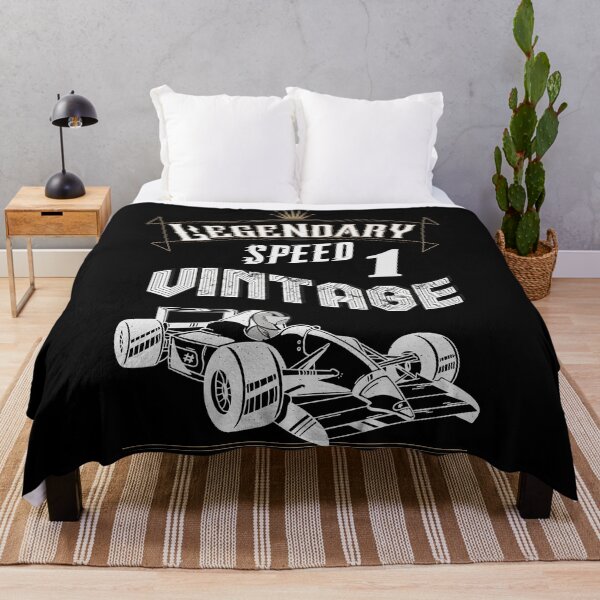 Artikelvorschau, Max – Klassischer Vintage-Stil entworfen und verkauft von F1 Studio.
