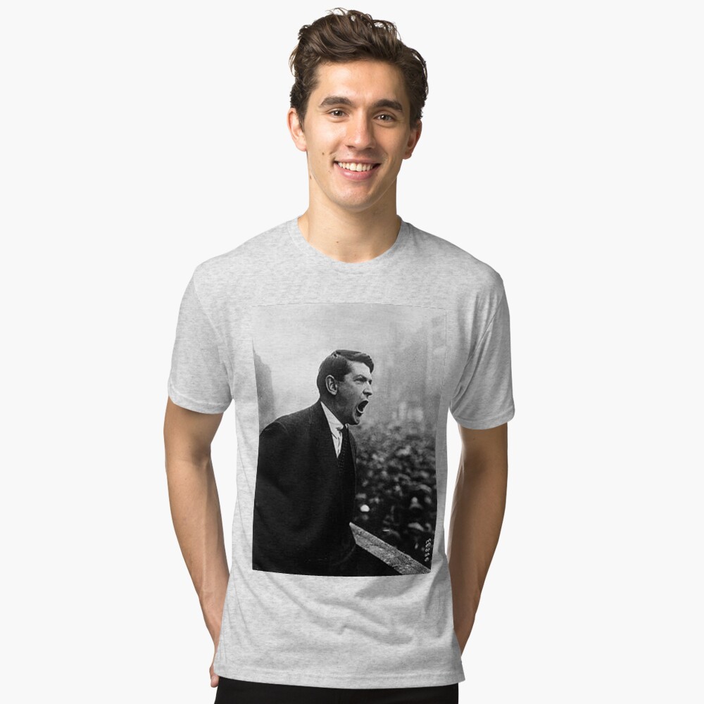 Artikel-Vorschau von Vintage T-Shirt, designt und verkauft von romeobravado.