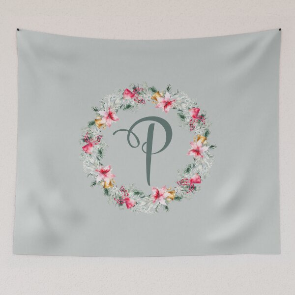 Aperçu de l'œuvre Poinsettia personnalisé : couronne de Noël monogramme P créée et vendue par EmeraldeaDesign.
