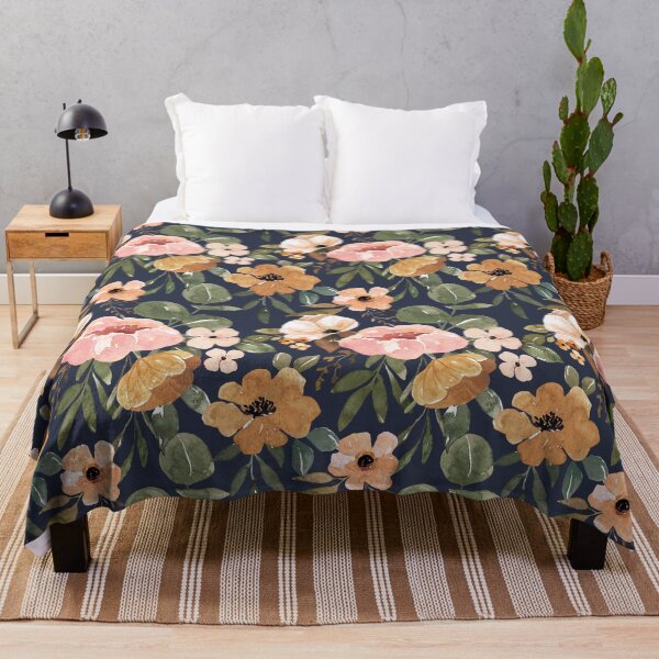Artikelvorschau, Vintage Boho Moody Floral entworfen und verkauft von cateandrainn.