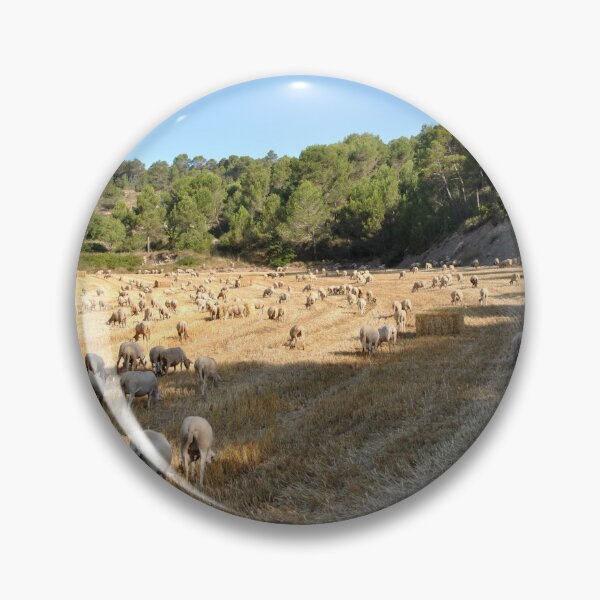 Artikelvorschau, Goat farm - Funny goat - white goat entworfen und verkauft von animal-animal.