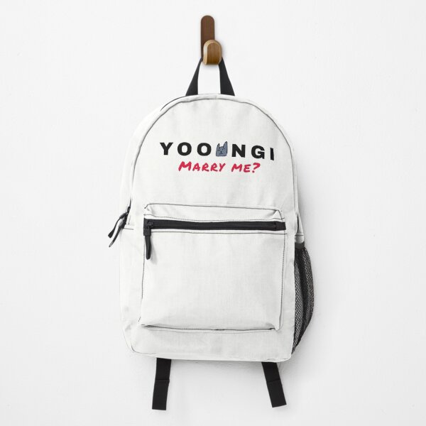 Aperçu de l'œuvre Yoongi Marry me meme, BTS Agust D, Suga, Min Yoongi avec Cat / Classic Noir et rouge créée et vendue par SoloAutenica.