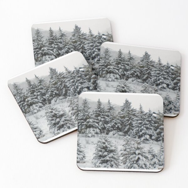 Artikelvorschau, Schneebedeckte Bäume in Park City entworfen und verkauft von Hashola Designs.