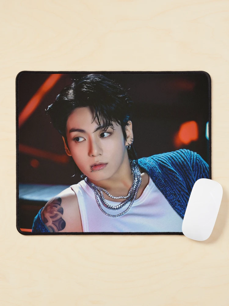 Jeon Jungkook bts solo golden