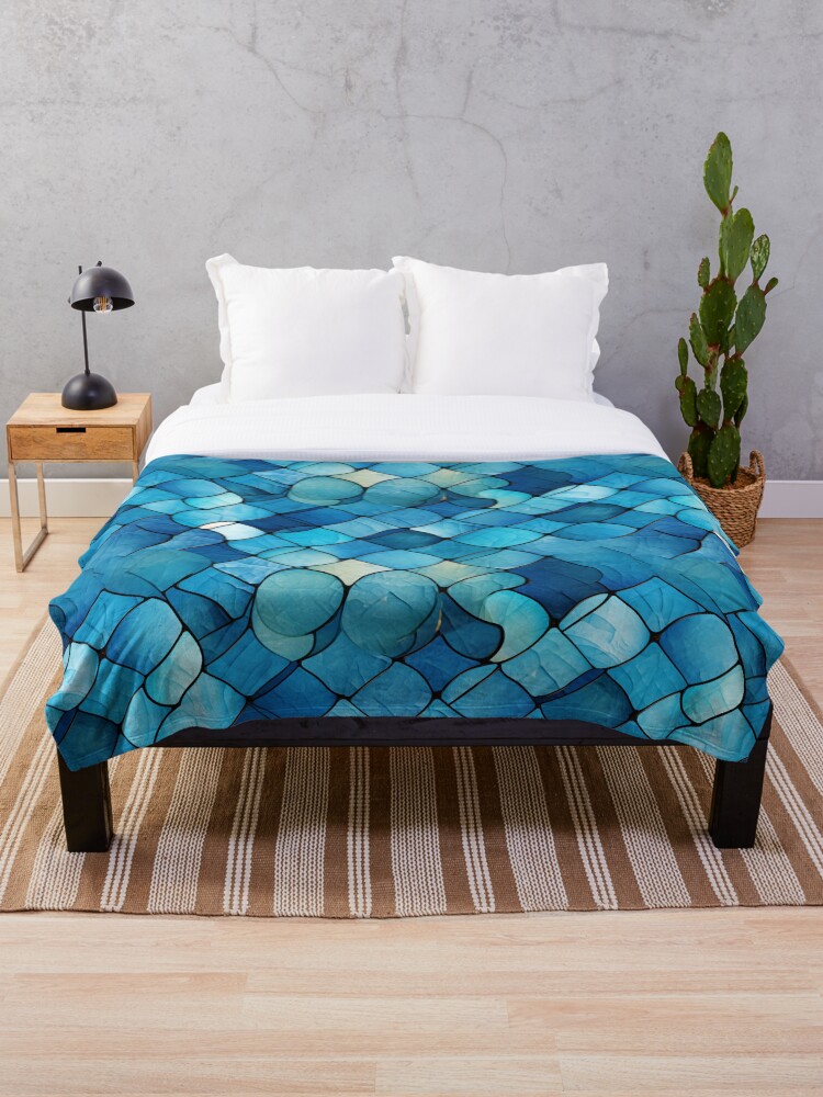 Imagen 1 de 6, Manta con la obra Glass Tile Pattern, diseñada y vendida por SideSignal.