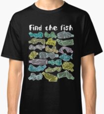 Finde den Fisch und rette den Ozean vor Plastikverschmutzung Classic T-Shirt
