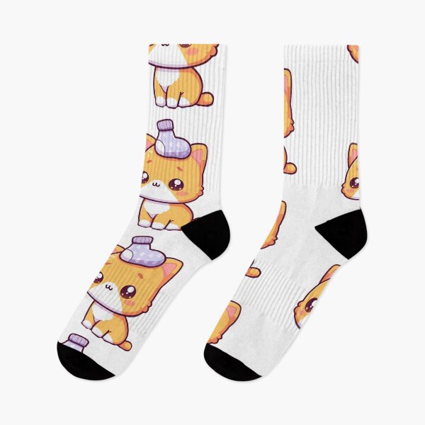 Artikelvorschau, Süßes orangefarbenes Kätzchen mit Socke entworfen und verkauft von Wxjtecki.
