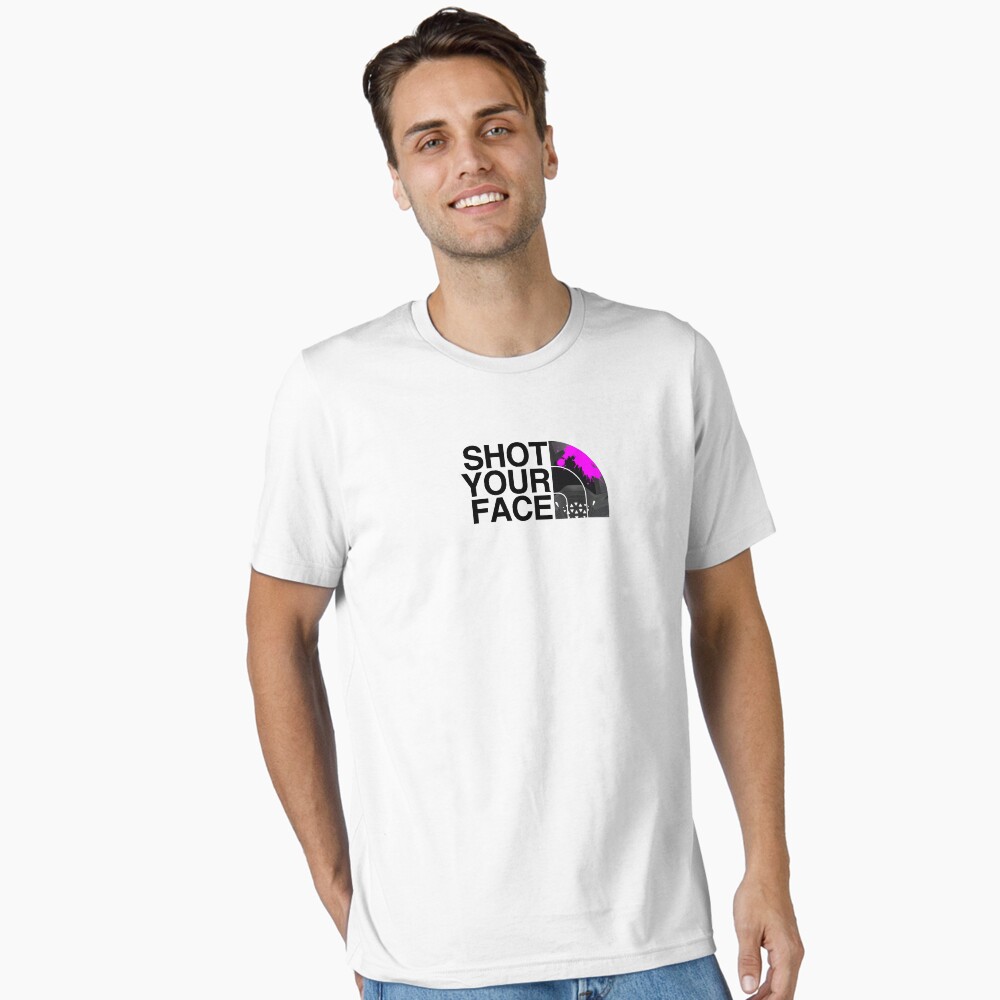 Vista previa del artículo con la obra «Camiseta esencial», diseñado y vendido por StReaKeR818.
