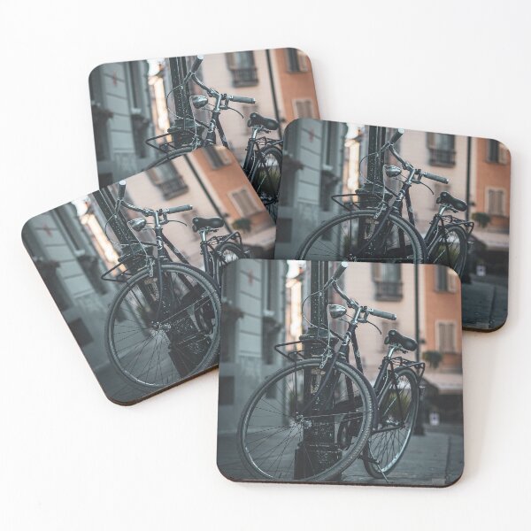 Artikelvorschau, Geparktes Fahrrad entworfen und verkauft von CONSTAPHOTO.