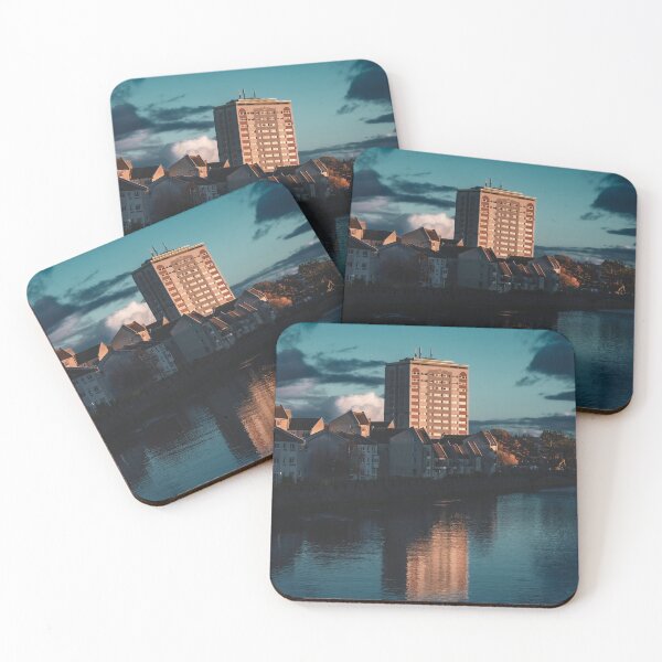 Item preview, El último edificio alto designed and sold by CONSTAPHOTO.