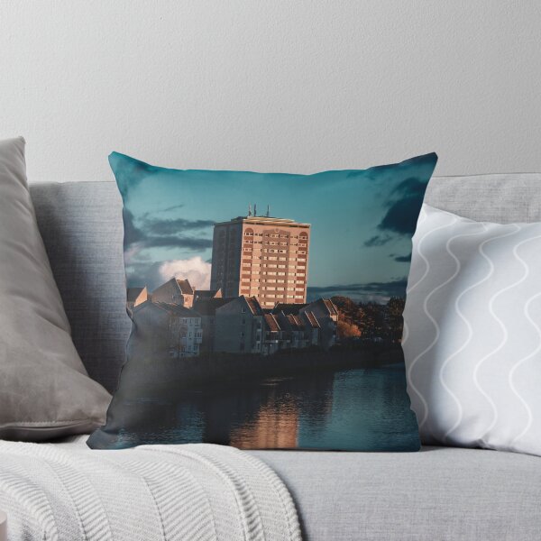 Item preview, El último edificio alto designed and sold by CONSTAPHOTO.
