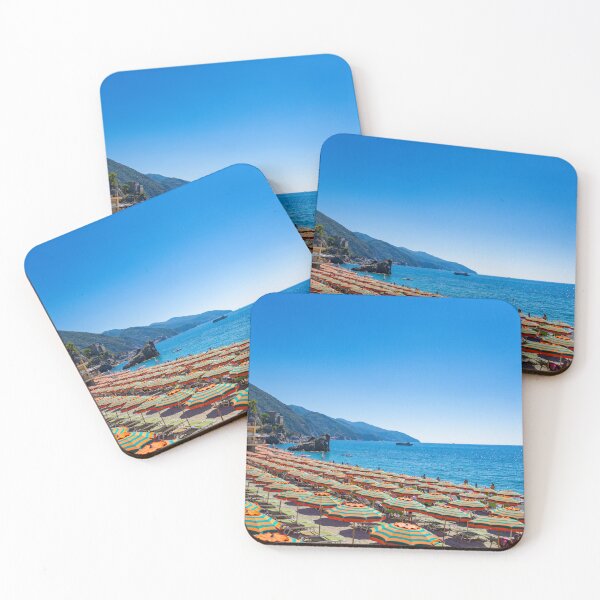Aperçu de l'œuvre La plage de Monterosso al Mare créée et vendue par Roselyn Shoko.