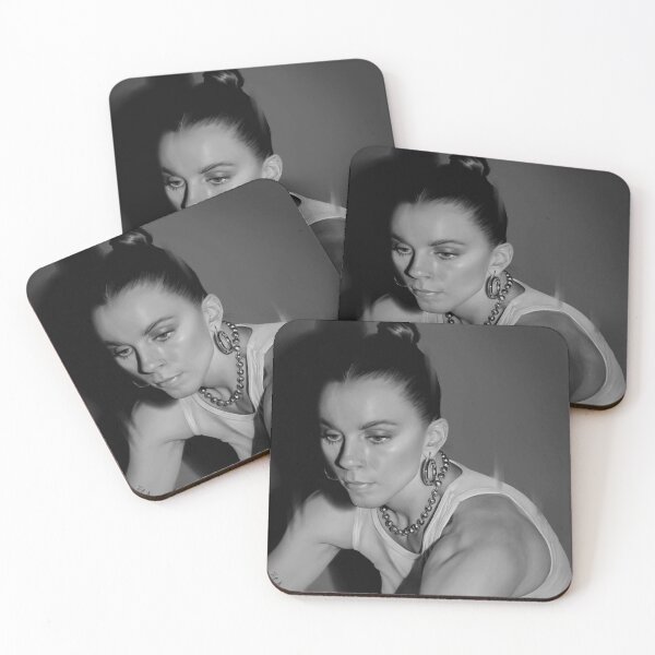 Item preview, Lynn designed and sold by Sabrina-Glik.