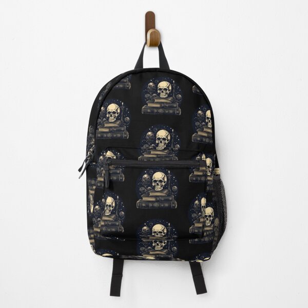 Artikelvorschau, Dark academia skull and books entworfen und verkauft von SunMoonMilk.