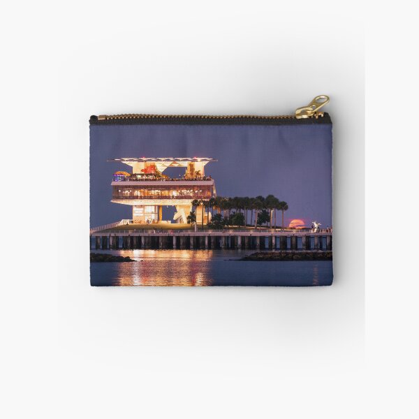Artikelvorschau, St. Petersburg Pier Supermoon entworfen und verkauft von ballpointpenh.