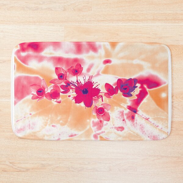 Alternative Hypericum Bath Mat