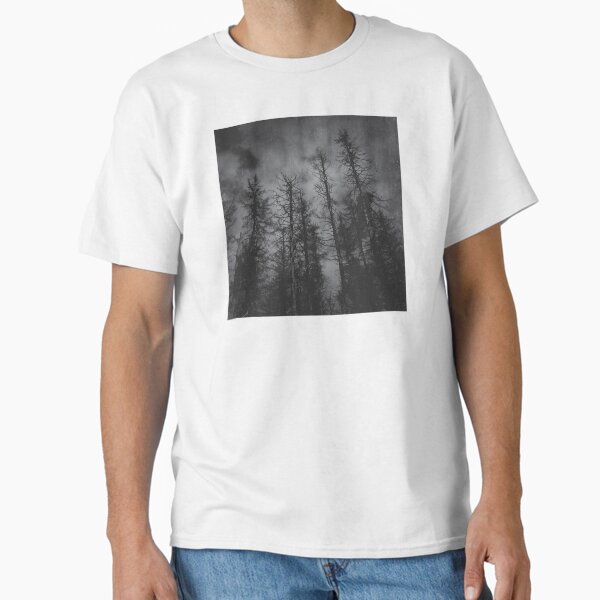 Artikel-Vorschau von Transmission // Vintage Mountains Moody Forest With Dead Souls Cascadia Trees Covered In Magic Moonlight Fog, designt und verkauft von Tordis Kayma.
