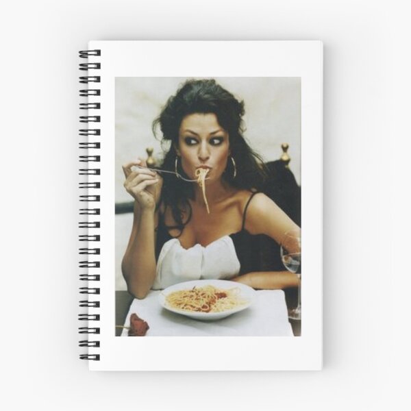 Artikelvorschau, Mädchen isst Spaghetti – Sophia Loren entworfen und verkauft von sorryimbusy.