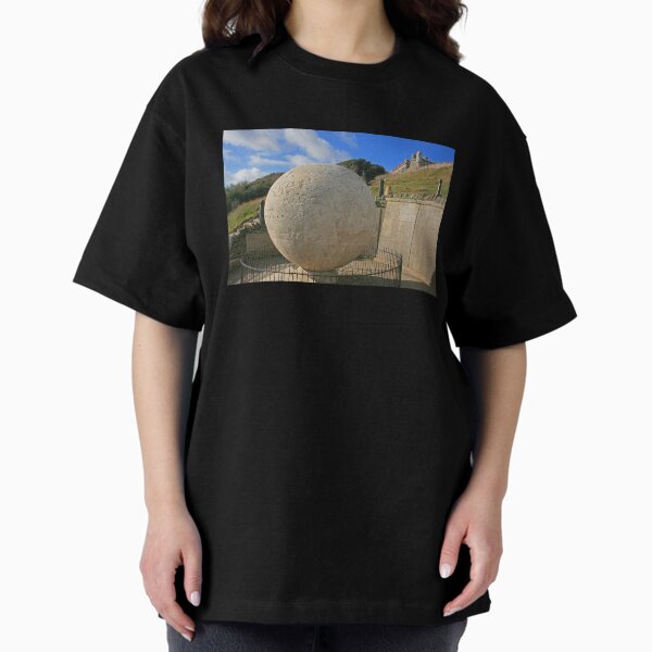 Vista previa del artículo con la obra «El Gran Globo, Durlston Head, noviembre de 2023», diseñado y vendido por RedHillDigital.