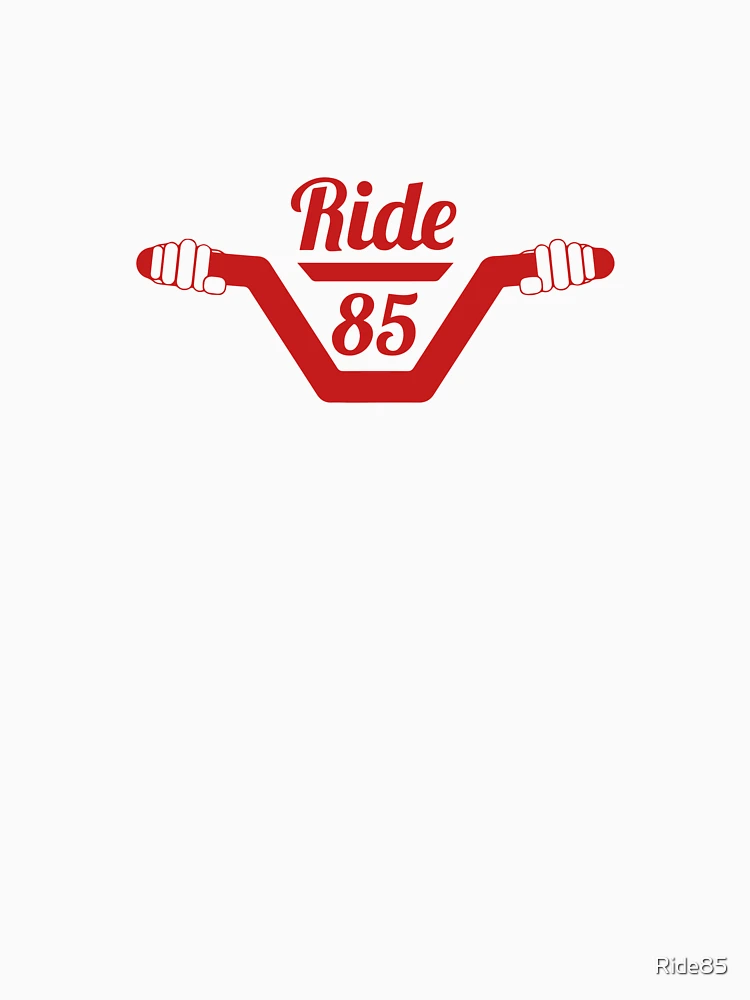 Aperçu 6 sur 6. Sweat à capuche épais avec l'œuvre Guidons Ride85 - Boxxer Rouge créée et vendue par Ride85.