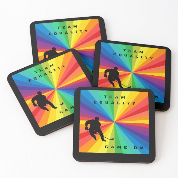 Artikelvorschau, LGBTQ-Eishockey, LGBTQ-Eishockey-Sportslogan, Team-Gleichstellungsspiel läuft entworfen und verkauft von PrideBeProud.