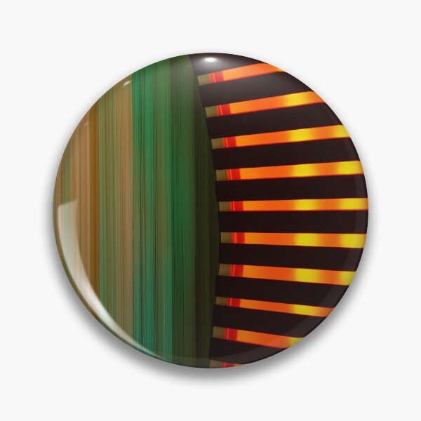 Artikelvorschau, Beleuchtete orangefarbene Streifen auf einer modernen Säule entworfen und verkauft von Mats Silvan.