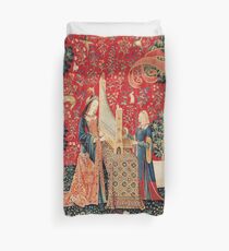 UNICORN AND LADY PLAYING ORGAN WITH ANIMALS , Hearing Duvet Cover