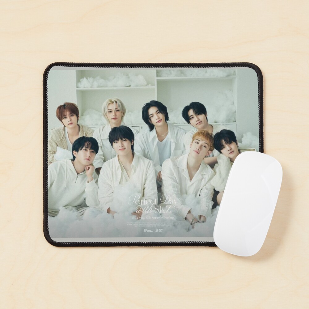 STRAY KIDS 2024 SEASON'S GREETINGS [ PERFECT DAY WITH SKZ