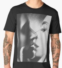 Girls Kissing Men's Premium T-Shirt
