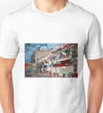 Savannah River Street painting Unisex T-Shirt