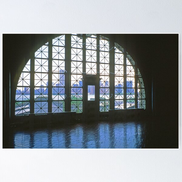 Item preview, N.Y.C. 51, June 1998 designed and sold by Priscilla Turner.