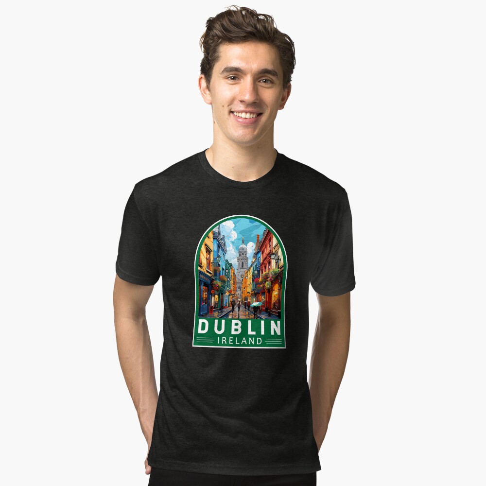Vista previa del artículo con la obra «Camiseta de tejido mixto», diseñado y vendido por KrisSidDesigns.