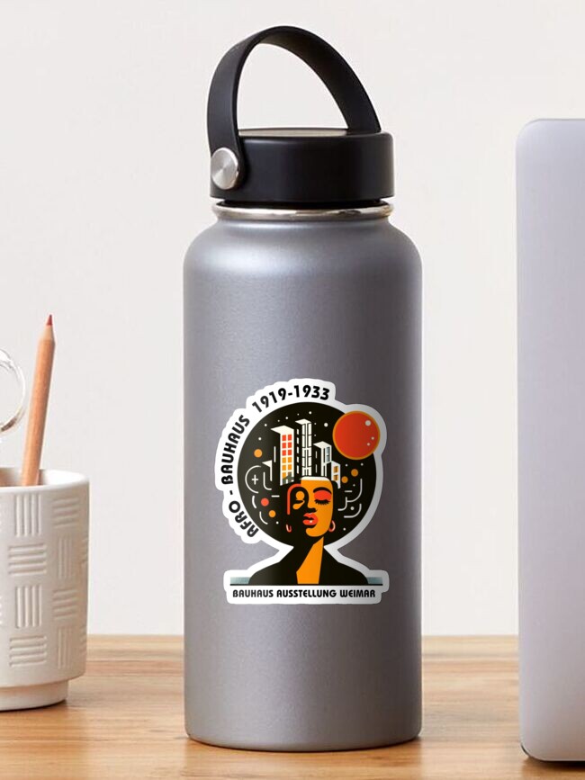 Aperçu 1 sur 3. Sticker avec l'œuvre Femme afro style bauhaus - Femme afro-américaine créée et vendue par Alkymias.